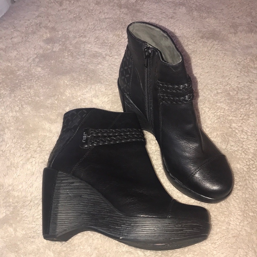 JBU Ankle Boots